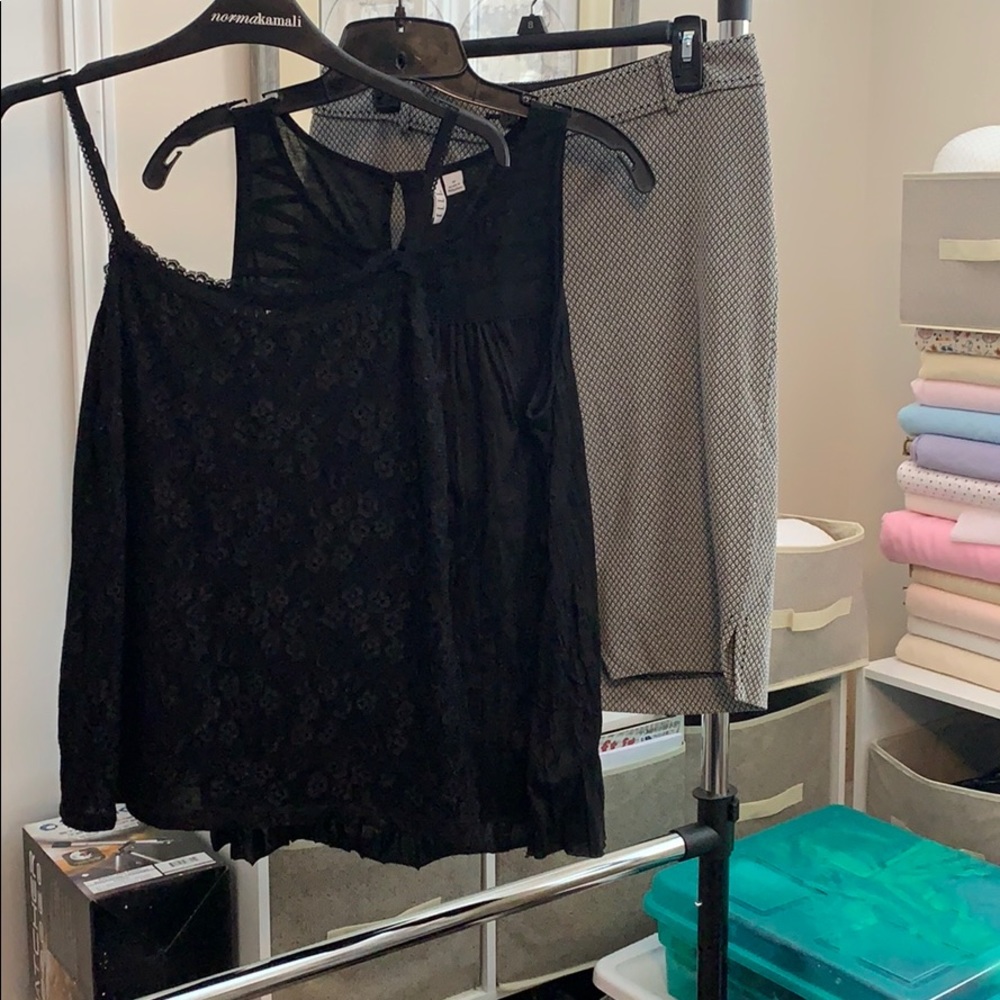 Bundle! Two tops and dress burmuda med